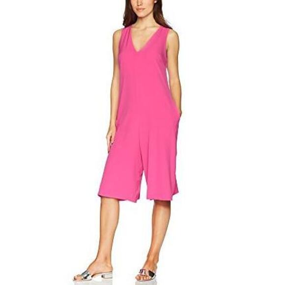 Vibrant Pink Culotte Jumpsuit with V-Neckline - Picture 1 of 9